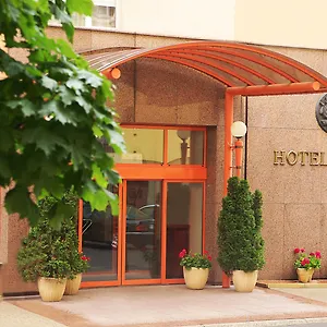 Reytan Hotel