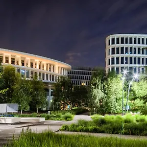 3* Szálloda Sound Garden Airport